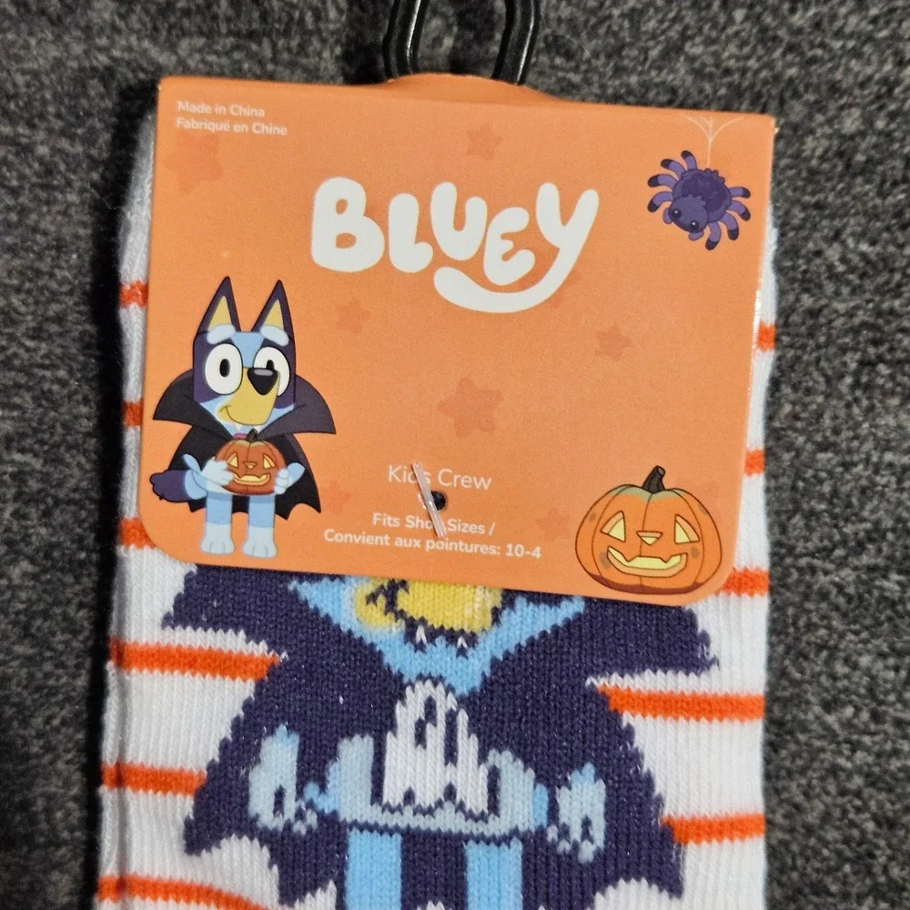 Bluey Kids Halloween Vampire Crew Socks White Orange Striped Shoe Size 10-4 NWT